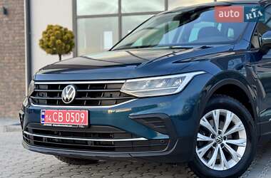 Внедорожник / Кроссовер Volkswagen Tiguan 2021 в Тернополе