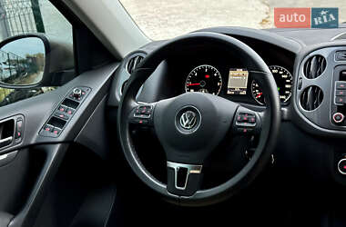 Внедорожник / Кроссовер Volkswagen Tiguan 2012 в Киеве