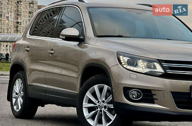 Внедорожник / Кроссовер Volkswagen Tiguan 2012 в Киеве