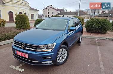 Позашляховик / Кросовер Volkswagen Tiguan 2018 в Житомирі