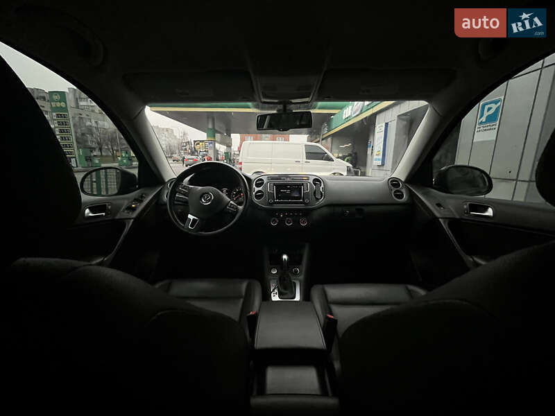 Внедорожник / Кроссовер Volkswagen Tiguan 2016 в Ивано-Франковске