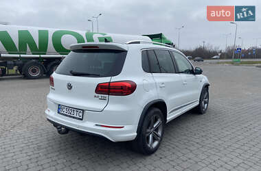 Позашляховик / Кросовер Volkswagen Tiguan 2015 в Львові