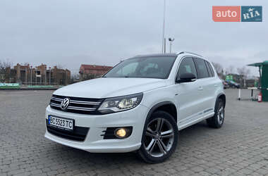 Позашляховик / Кросовер Volkswagen Tiguan 2015 в Львові