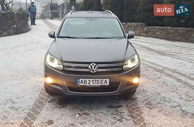 Внедорожник / Кроссовер Volkswagen Tiguan 2012 в Хмельнике