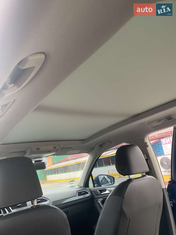 Внедорожник / Кроссовер Volkswagen Tiguan 2018 в Львове