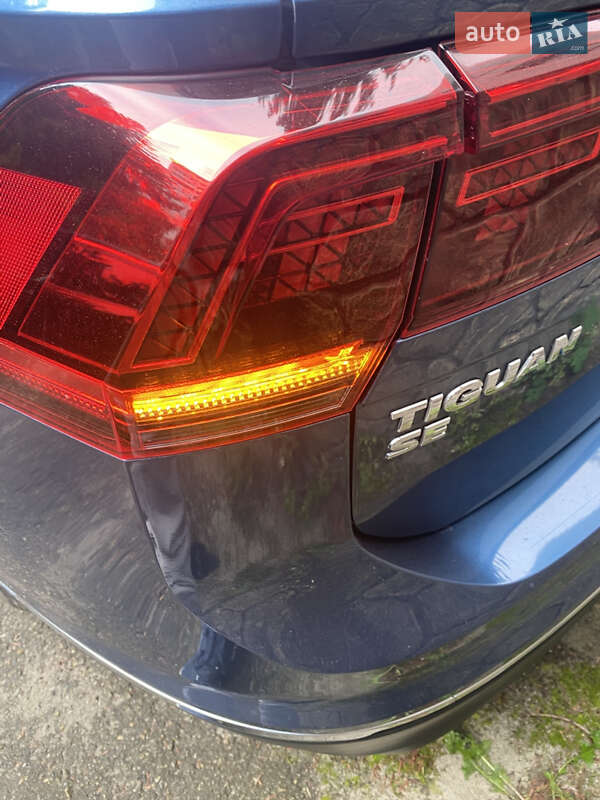 Внедорожник / Кроссовер Volkswagen Tiguan 2018 в Львове