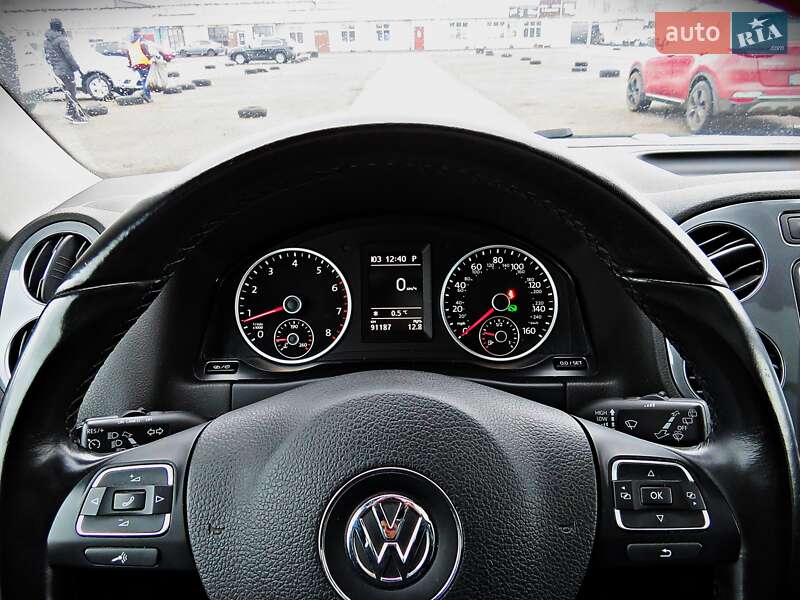 Позашляховик / Кросовер Volkswagen Tiguan 2015 в Черкасах
