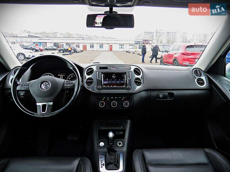 Позашляховик / Кросовер Volkswagen Tiguan 2015 в Черкасах