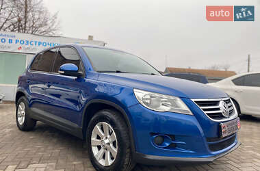 Внедорожник / Кроссовер Volkswagen Tiguan 2010 в Кривом Роге