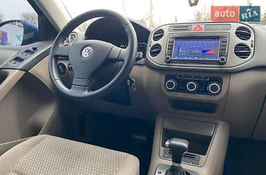 Позашляховик / Кросовер Volkswagen Tiguan 2010 в Кривому Розі