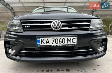 Внедорожник / Кроссовер Volkswagen Tiguan 2016 в Киеве