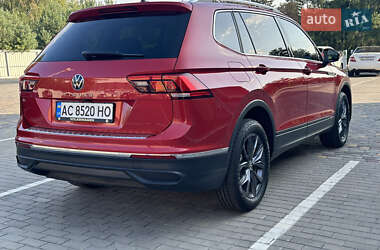 Позашляховик / Кросовер Volkswagen Tiguan 2022 в Луцьку