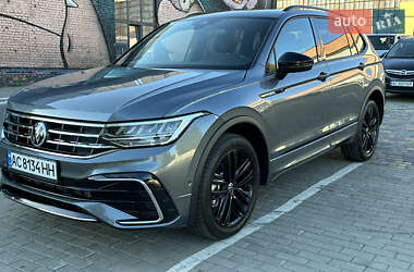 Позашляховик / Кросовер Volkswagen Tiguan 2022 в Луцьку