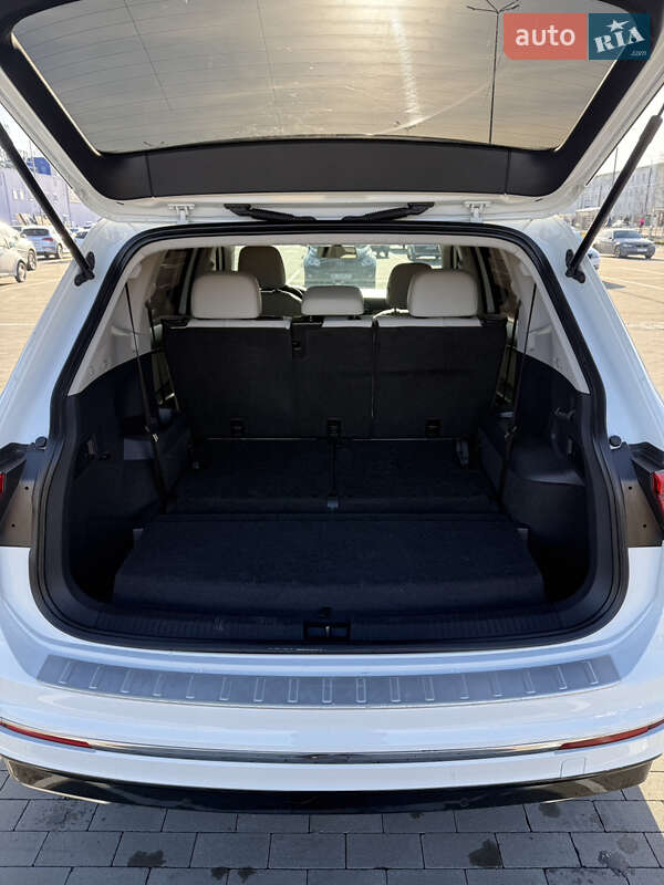 Внедорожник / Кроссовер Volkswagen Tiguan 2018 в Виннице фото 29 Внедорожник / Кроссовер Volkswagen Tiguan 2018 в Виннице