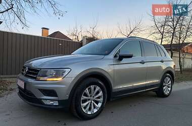 Внедорожник / Кроссовер Volkswagen Tiguan 2017 в Киеве