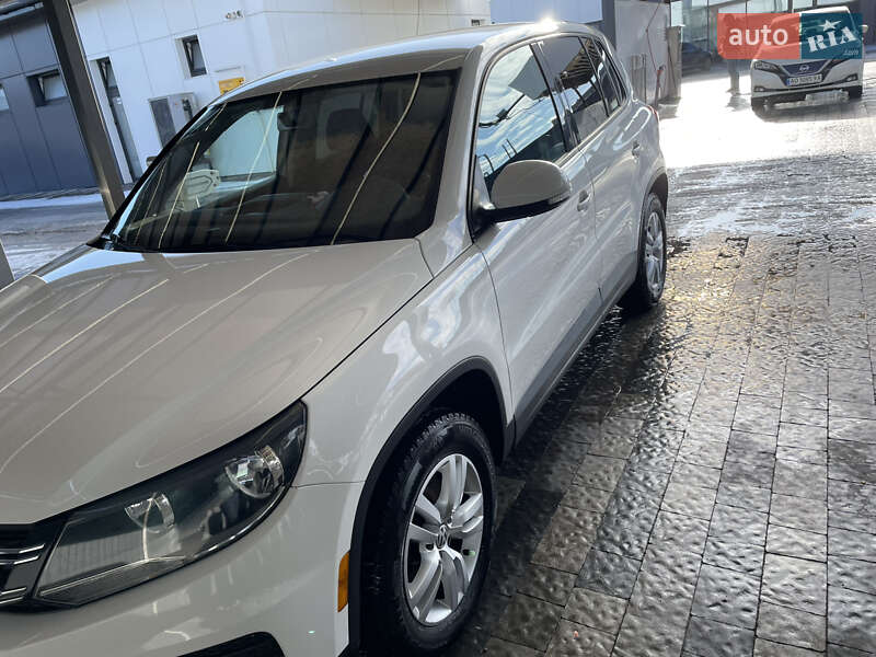 Позашляховик / Кросовер Volkswagen Tiguan 2013 в Ужгороді