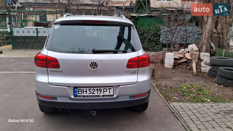 Внедорожник / Кроссовер Volkswagen Tiguan 2012 в Одессе