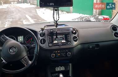 Внедорожник / Кроссовер Volkswagen Tiguan 2012 в Хмельнике