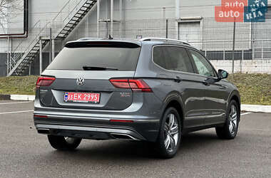 Позашляховик / Кросовер Volkswagen Tiguan 2018 в 