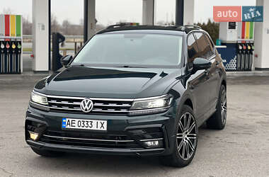 Внедорожник / Кроссовер Volkswagen Tiguan 2017 в Днепре