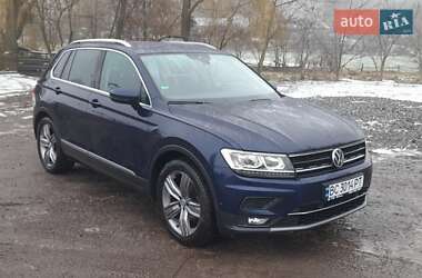 Позашляховик / Кросовер Volkswagen Tiguan 2019 в Львові