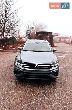 Позашляховик / Кросовер Volkswagen Tiguan 2023 в Харкові