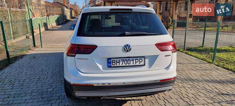 Внедорожник / Кроссовер Volkswagen Tiguan 2018 в Одессе