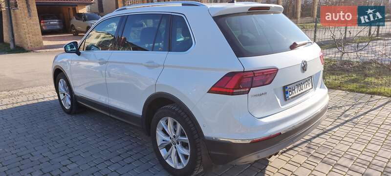 Внедорожник / Кроссовер Volkswagen Tiguan 2018 в Одессе