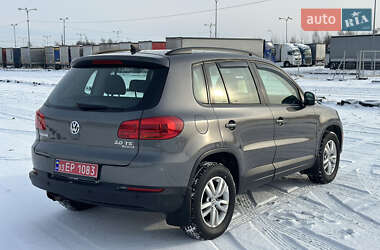 Позашляховик / Кросовер Volkswagen Tiguan 2015 в Львові