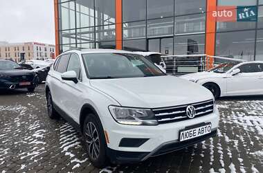 Позашляховик / Кросовер Volkswagen Tiguan 2018 в Львові