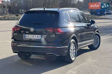 Позашляховик / Кросовер Volkswagen Tiguan 2018 в Дніпрі