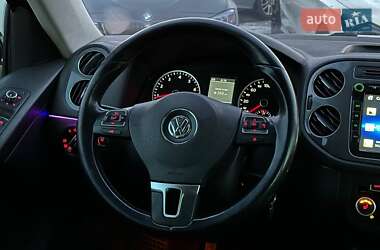 Внедорожник / Кроссовер Volkswagen Tiguan 2012 в Харькове