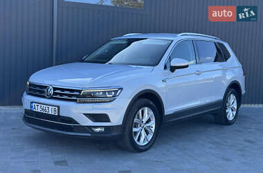 Позашляховик / Кросовер Volkswagen Tiguan 2018 в Івано-Франківську