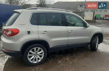 Позашляховик / Кросовер Volkswagen Tiguan 2010 в Черкасах