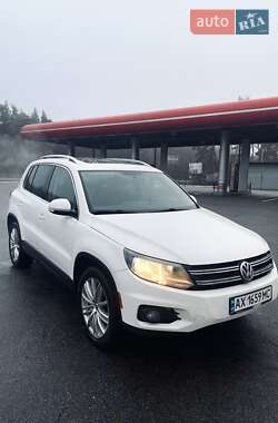 Позашляховик / Кросовер Volkswagen Tiguan 2013 в Харкові