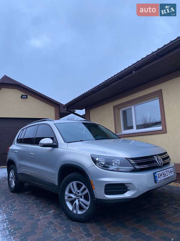 Внедорожник / Кроссовер Volkswagen Tiguan 2015 в Бердичеве