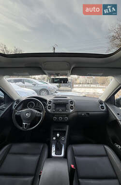 Внедорожник / Кроссовер Volkswagen Tiguan 2013 в Львове