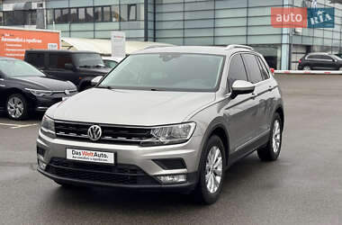 Позашляховик / Кросовер Volkswagen Tiguan 2017 в Києві