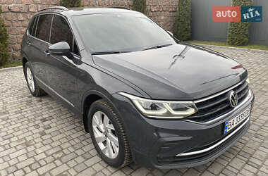 Позашляховик / Кросовер Volkswagen Tiguan 2021 в Кропивницькому