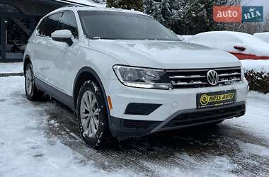 Позашляховик / Кросовер Volkswagen Tiguan 2017 в Львові