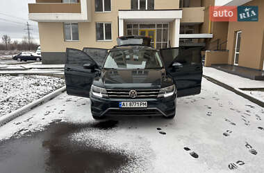 Позашляховик / Кросовер Volkswagen Tiguan 2018 в Вишгороді