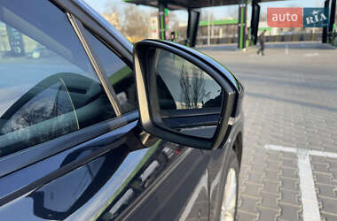 Внедорожник / Кроссовер Volkswagen Tiguan 2019 в 
