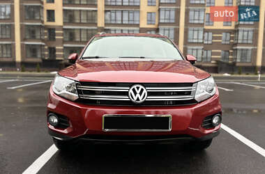 Позашляховик / Кросовер Volkswagen Tiguan 2014 в Чернігові