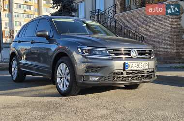 Позашляховик / Кросовер Volkswagen Tiguan 2017 в Києві