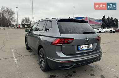 Позашляховик / Кросовер Volkswagen Tiguan 2022 в Запоріжжі