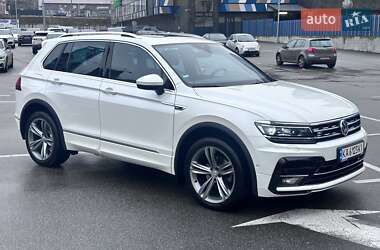 Внедорожник / Кроссовер Volkswagen Tiguan 2019 в Киеве