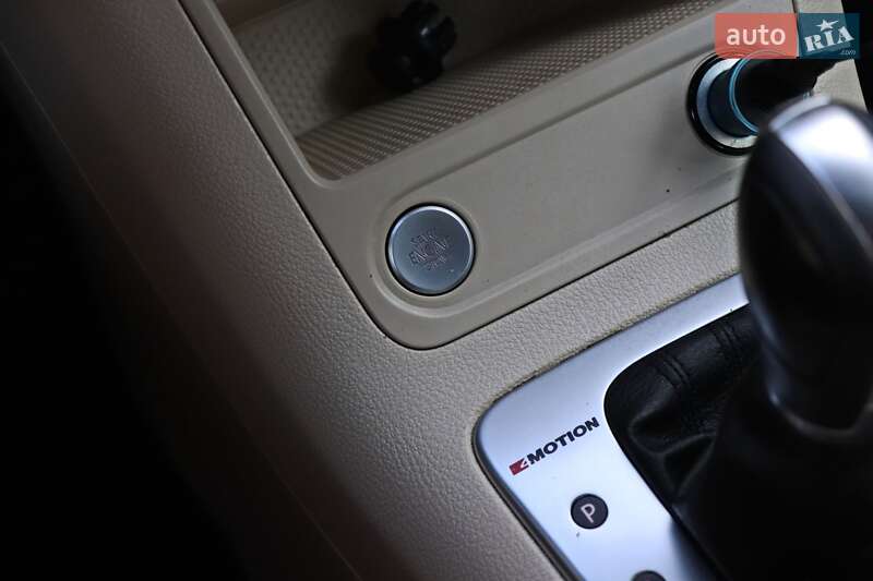 Внедорожник / Кроссовер Volkswagen Tiguan 2015 в Кременчуге