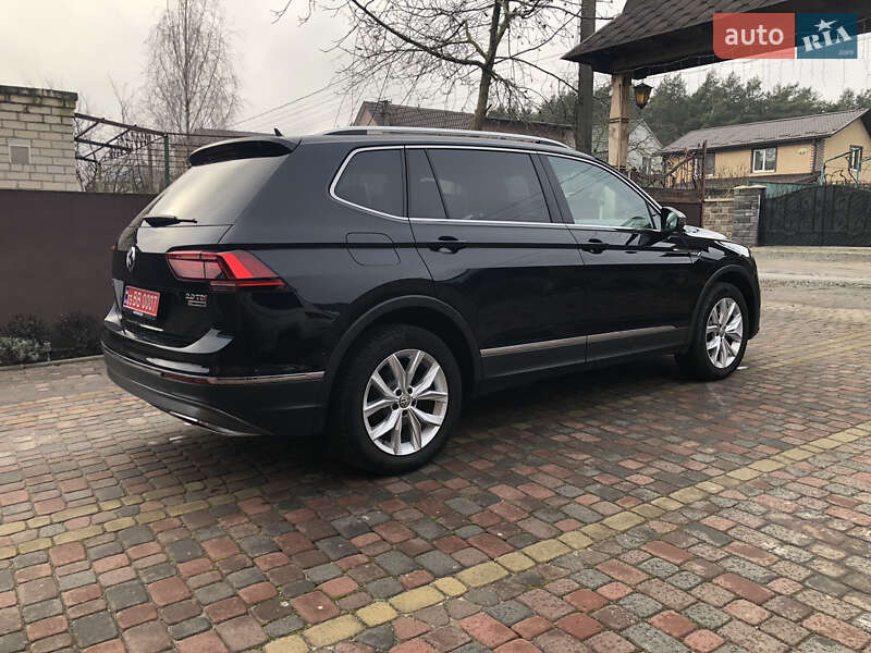 Внедорожник / Кроссовер Volkswagen Tiguan 2018 в Ровно