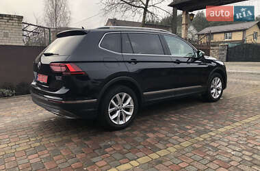 Позашляховик / Кросовер Volkswagen Tiguan 2018 в 