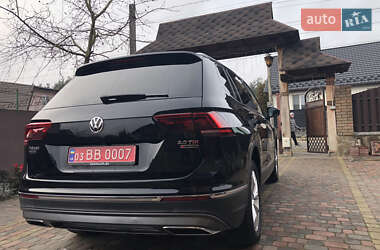 Позашляховик / Кросовер Volkswagen Tiguan 2018 в 